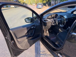 Peugeot 208 2019 Allure 82hp | CarPlay | Navigation ΔΕΣΜΕΥΤΗΚΕ-thumb-8