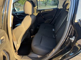 Peugeot 208 2019 Allure 82hp | CarPlay | Navigation ΔΕΣΜΕΥΤΗΚΕ-thumb-11