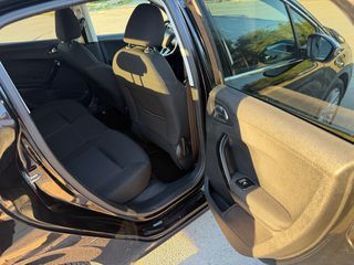 Peugeot 208 2019 Allure 82hp | CarPlay | Navigation ΔΕΣΜΕΥΤΗΚΕ-thumb-13