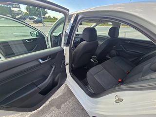 Skoda Rapid 2018 1.6 TDI ELEGANCE-thumb-16