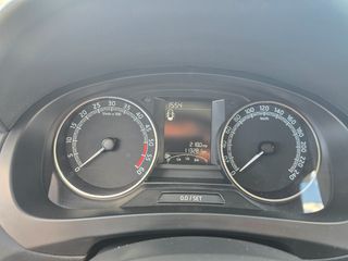 Skoda Rapid 2018 1.6 TDI ELEGANCE-thumb-25