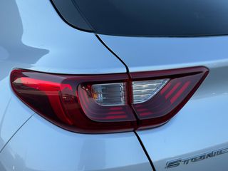 Kia Stonic 2018 ΜΕ ΔΕΡΜΑΤΙΝΑ-NAVIGATION-CAMERA-CLIMA-KEYLESS-LED-thumb-23