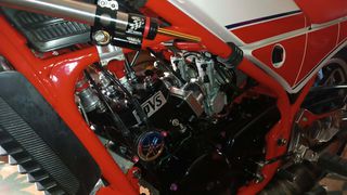 Yamaha RD 350 LC 1990-thumb-11