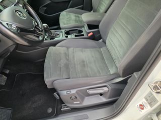 Volkswagen Touran 2021 2.0 DIESEL MASSAGE PANORAMA R-LINE DSG-thumb-10