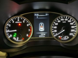 Nissan Micra 2018 ACCENDA PLUS-thumb-8