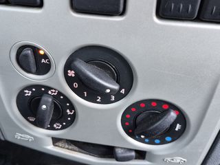 Dacia Logan Pick-Up 2012 75000 ΧΙΛΙΟΜΕΤΡΑ ΓΝΗΣΙΑ-thumb-7