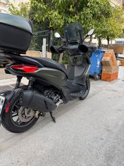 Piaggio Beverly 300i 2024 HPE S-thumb-2