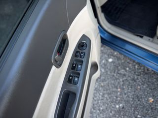 Hyundai Accent 2006-thumb-12