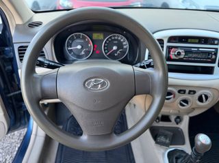 Hyundai Accent 2006-thumb-13