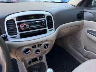 Hyundai Accent 2006-thumb-16