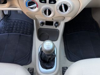 Hyundai Accent 2006-thumb-20