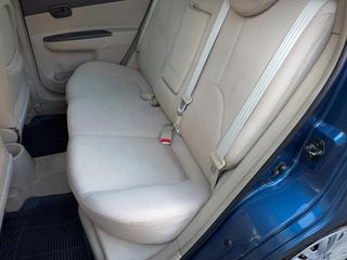 Hyundai Accent 2006-thumb-22