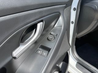 Hyundai i 30 2019 1.4 ΒΕΝΖΙΝΗ ΑΨΟΓΟ-thumb-15