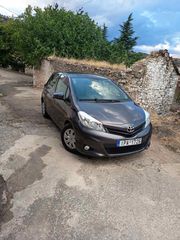 Toyota Yaris 2015