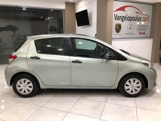 Toyota Yaris 2012-thumb-4