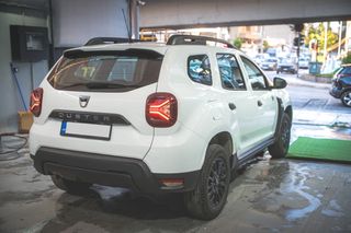 Dacia Duster 2022 1.0 TCe 100 LPG 4x2-thumb-4