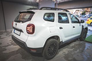 Dacia Duster 2022 1.0 TCe 100 LPG 4x2-thumb-5