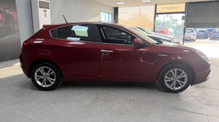Alfa Romeo Giulietta 2014 1.6 JTDM 16V-thumb-4