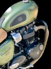 Triumph Street Twin 2018 Επώνυμα Extra's αξίας 6000 ευρώ.-thumb-16