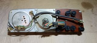 BMW 1602 2002-thumb-2