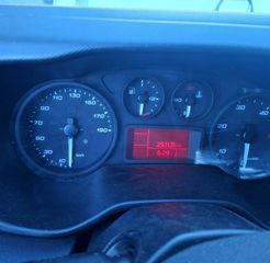 Διπλοκάμπινο Iveco 2018 35S18-thumb-8