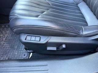 Peugeot 2008 2020-thumb-19