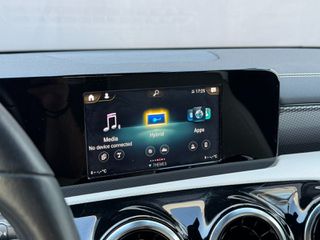 Mercedes-Benz CLA 250 2023 E 8G-DCT-thumb-21