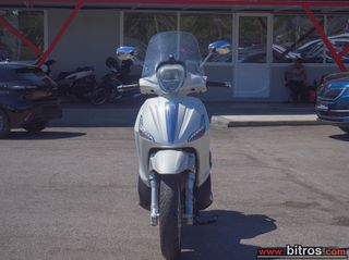 Piaggio Beverly 300i 2011 e-thumb-7