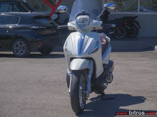 Piaggio Beverly 300i 2011 e-thumb-9