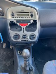 Fiat Strada 2004-thumb-9