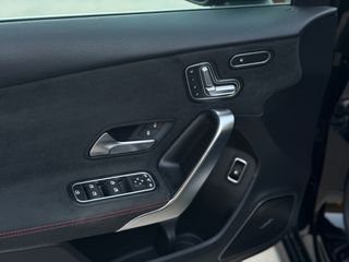 Mercedes-Benz A 250 2021 AMG LINE ! PANORAMA ! MULTIBEAM LED!-thumb-20