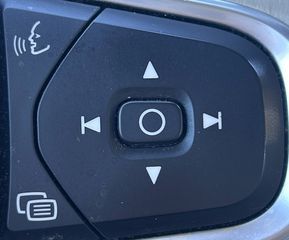Volvo XC 60 2018 D4 MOMENTUM PRO-thumb-16