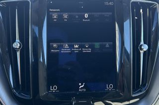 Volvo XC 60 2018 D4 MOMENTUM PRO-thumb-17