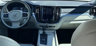 Volvo XC 60 2018 D4 MOMENTUM PRO-thumb-24