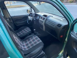 Opel Agila 2005-thumb-10
