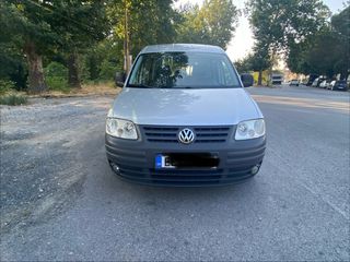 Volkswagen Caddy 2010-thumb-9