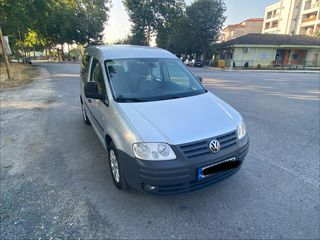 Volkswagen Caddy 2010-thumb-13
