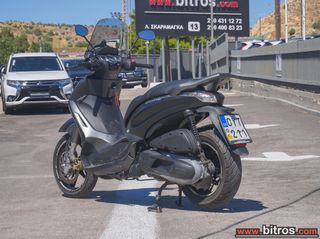 Piaggio Beverly 350 2018-thumb-3