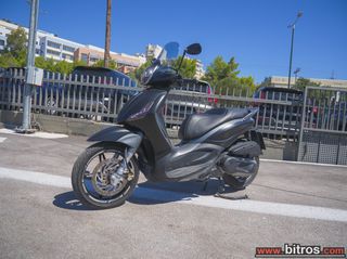 Piaggio Beverly 350 2018-thumb-9