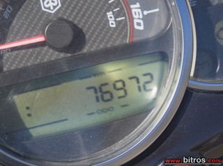 Piaggio Beverly 350 2018-thumb-10
