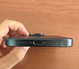 Iphone 15 Pro 256GB Black Titanium-thumb-2