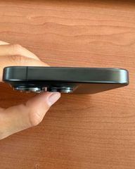 Iphone 15 Pro 256GB Black Titanium-thumb-5