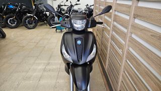 Piaggio Medley 150 2024-thumb-7