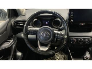 Toyota Yaris 2024 ACTIVE PLUS-thumb-9