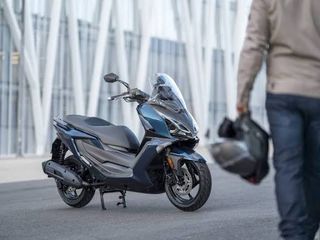 Kymco Downtown GT 350i 2026-thumb-1