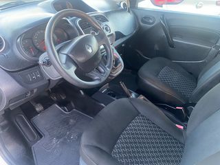 Κλούβα Renault 2017 KANGOO 1.5 EYRO 6 A/C CAR PASS-thumb-9