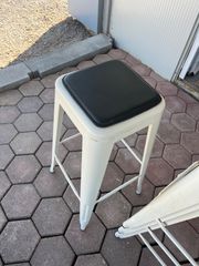 Μεταλλικό σκαμπό μπαρ-thumb-1