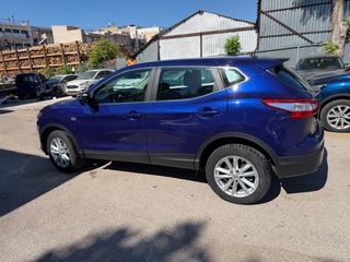 Nissan Qashqai 2016-thumb-5