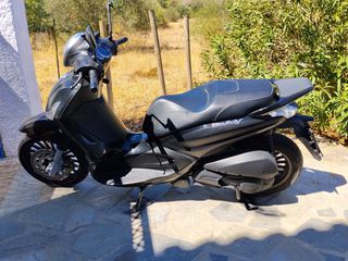 Piaggio Beverly 300 2014-thumb-6