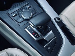 Audi A4 2019 35 TFSI  DSG ΕΛΛΗΝΙΚΟ-thumb-22